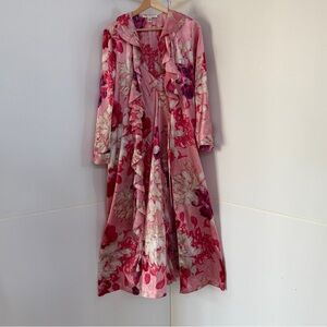 Oscar de la Renta Pink Floral sleepwear. Two piece.